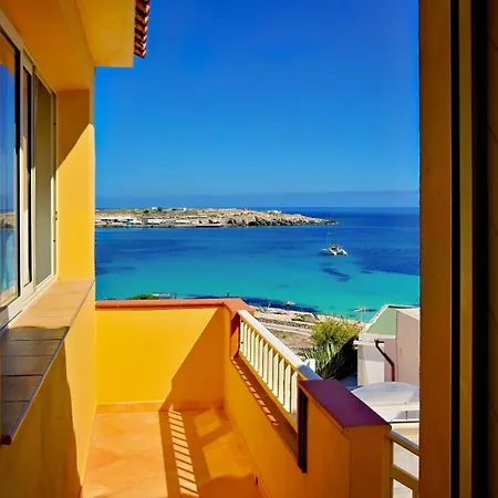 Attico Vista Mare Apartment