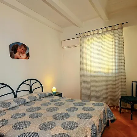 Attico Vista Mare Apartment *