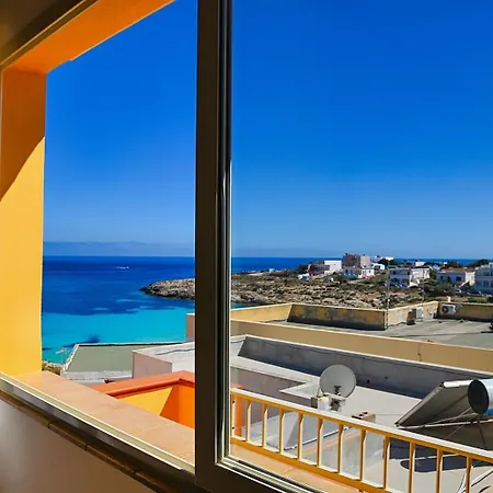 Attico Vista Mare Apartment